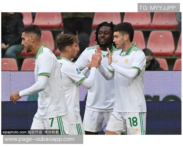 麦卡哥哥：身材不高但技巧出众，我们总能找到进球的机会