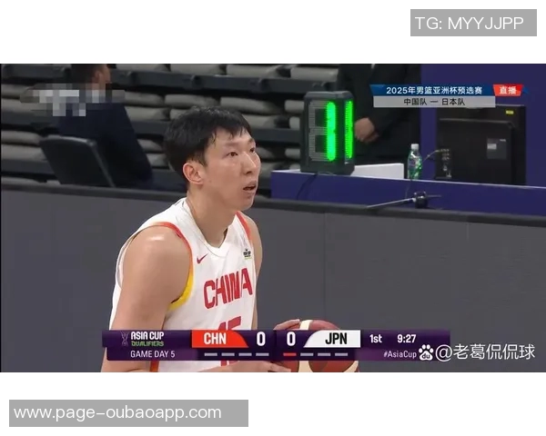 周琦进攻积极性不足全场仅出手四次贡献七分八篮板两助攻表现平淡