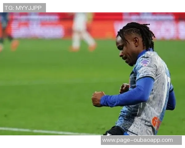 朗斯逆袭巴黎圣日耳曼5-0大胜登顶法甲积分榜引发热议